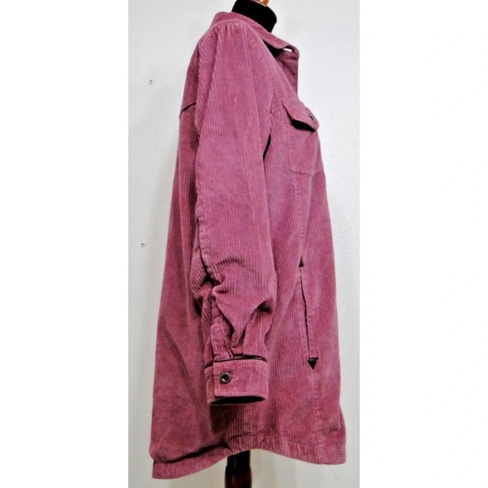 Ariat Women's On The Run Corduroy Shacket‎ Rose Pink Shirt Jacket Size M